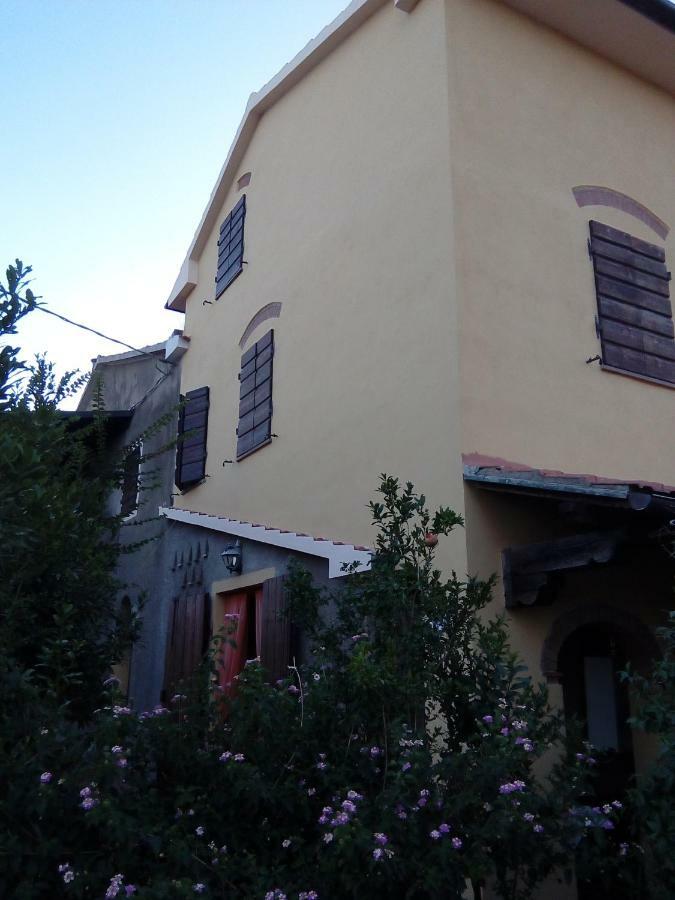 Carlo'S Country House Castellina Marittima Exteriér fotografie